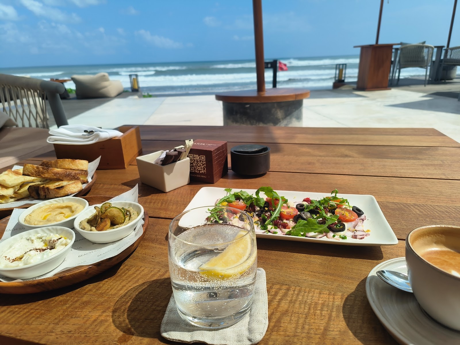 Beach Bar - Alila Seminyak