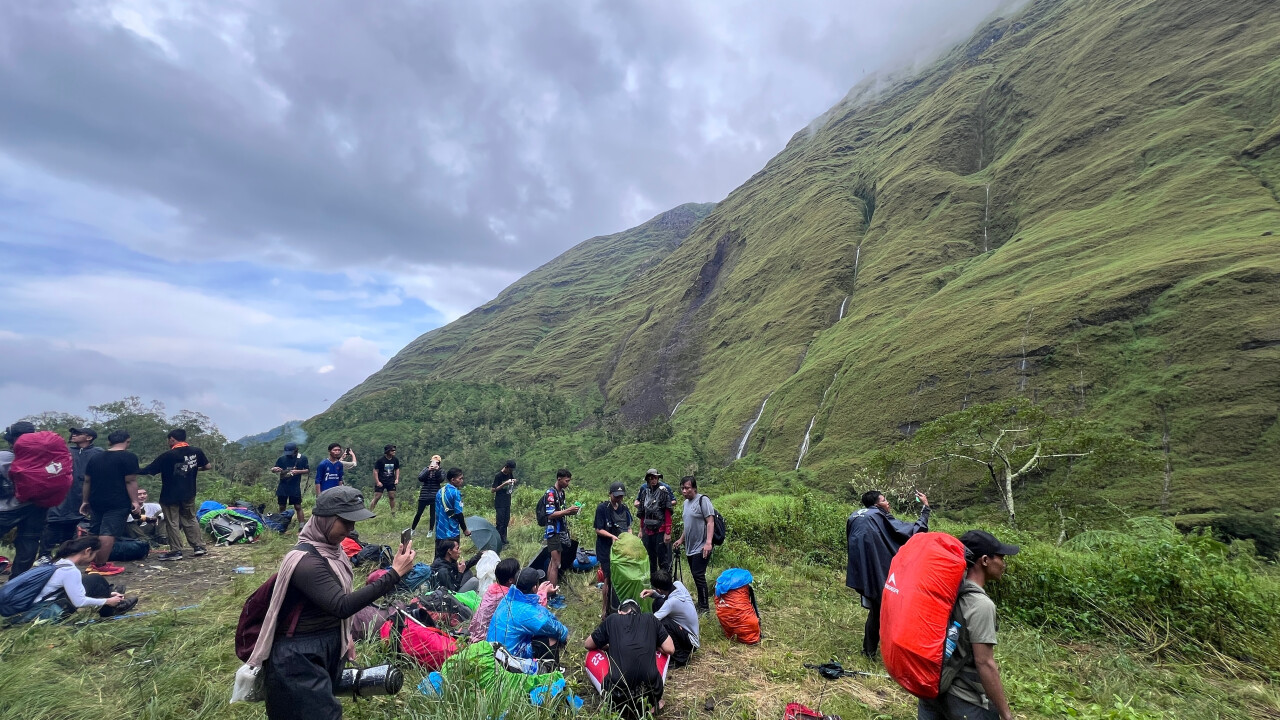 Инструктаж и медосмотр в Сембалуне - новое условие подъёма на Ринджани