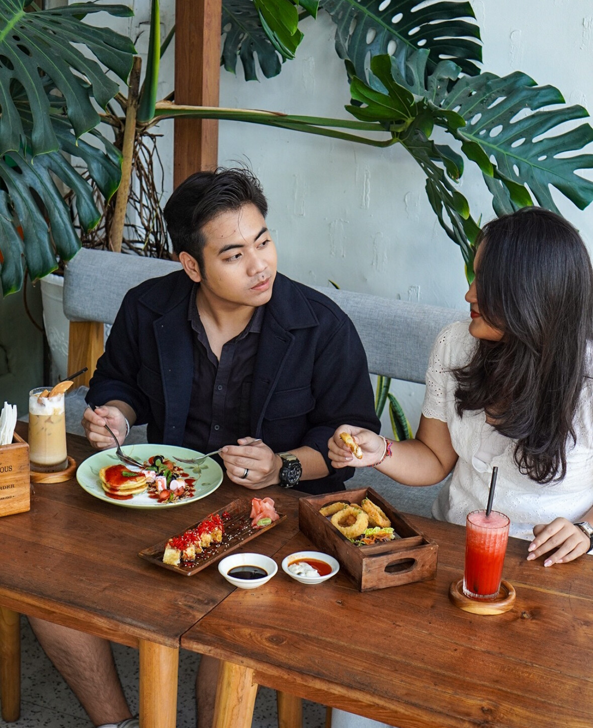 Кафе с завтраками в Нуса Дуа