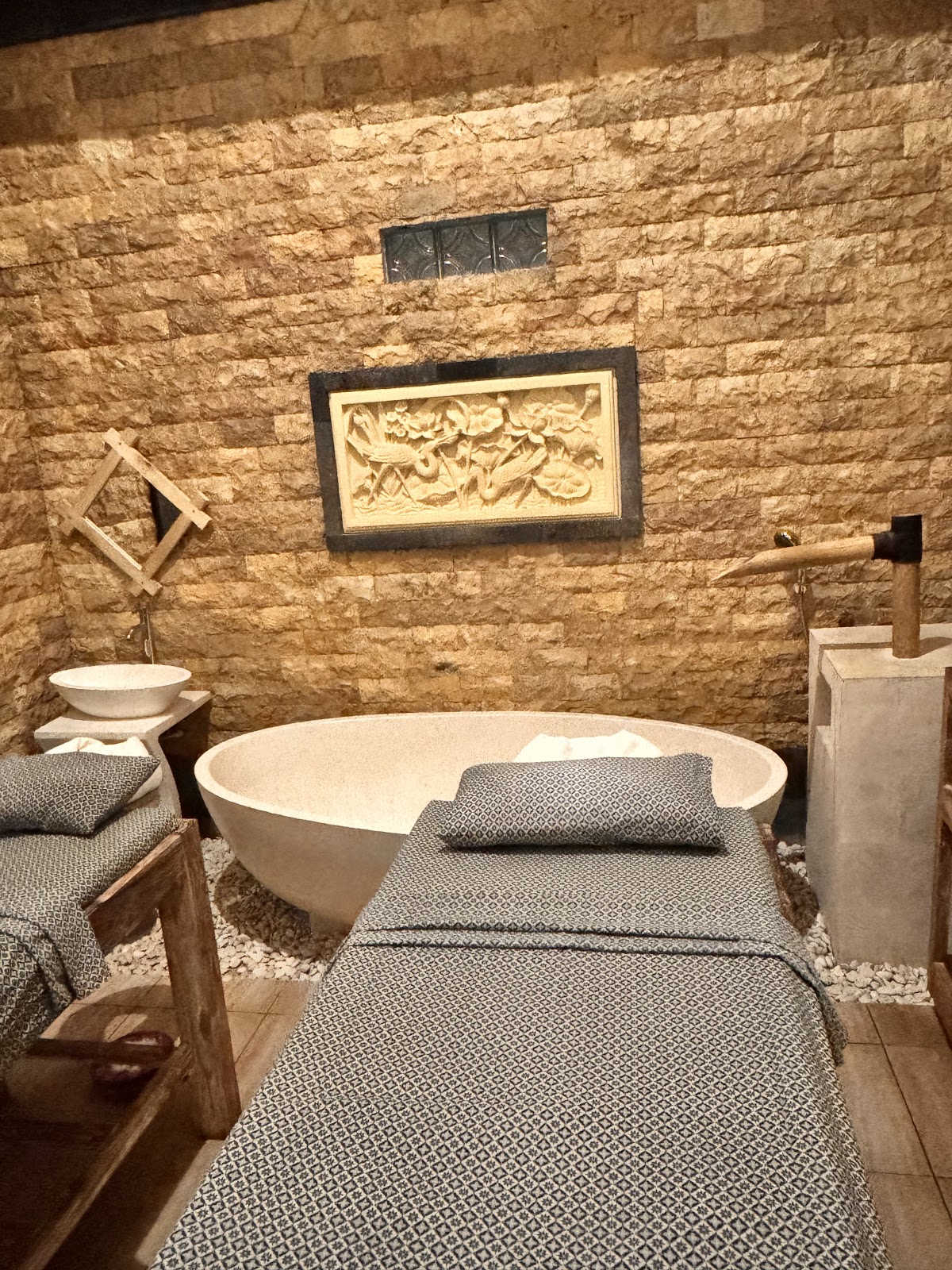 Alala Amed Spa