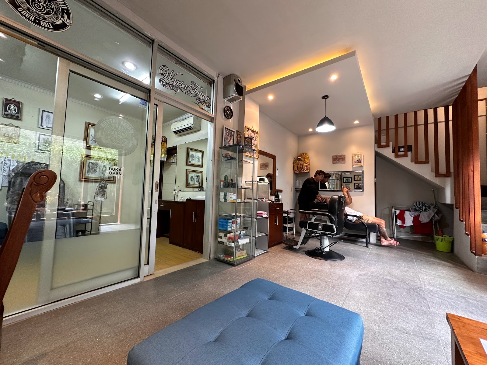 Warsa barbershop and tattoo