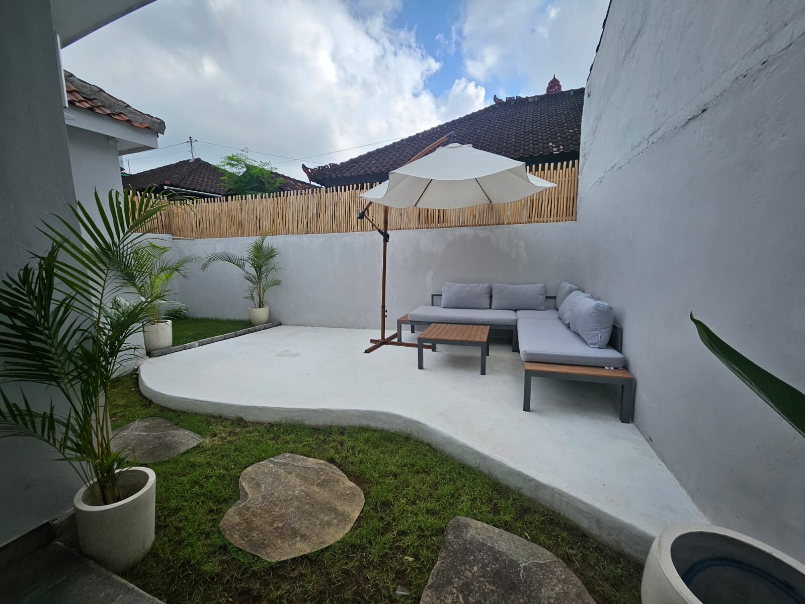 Вилла villa for sale Денпасар 1м² 2 спальни