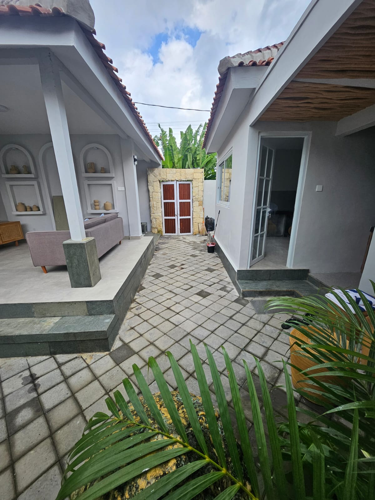 Вилла villa for sale Денпасар 1м² 2 спальни