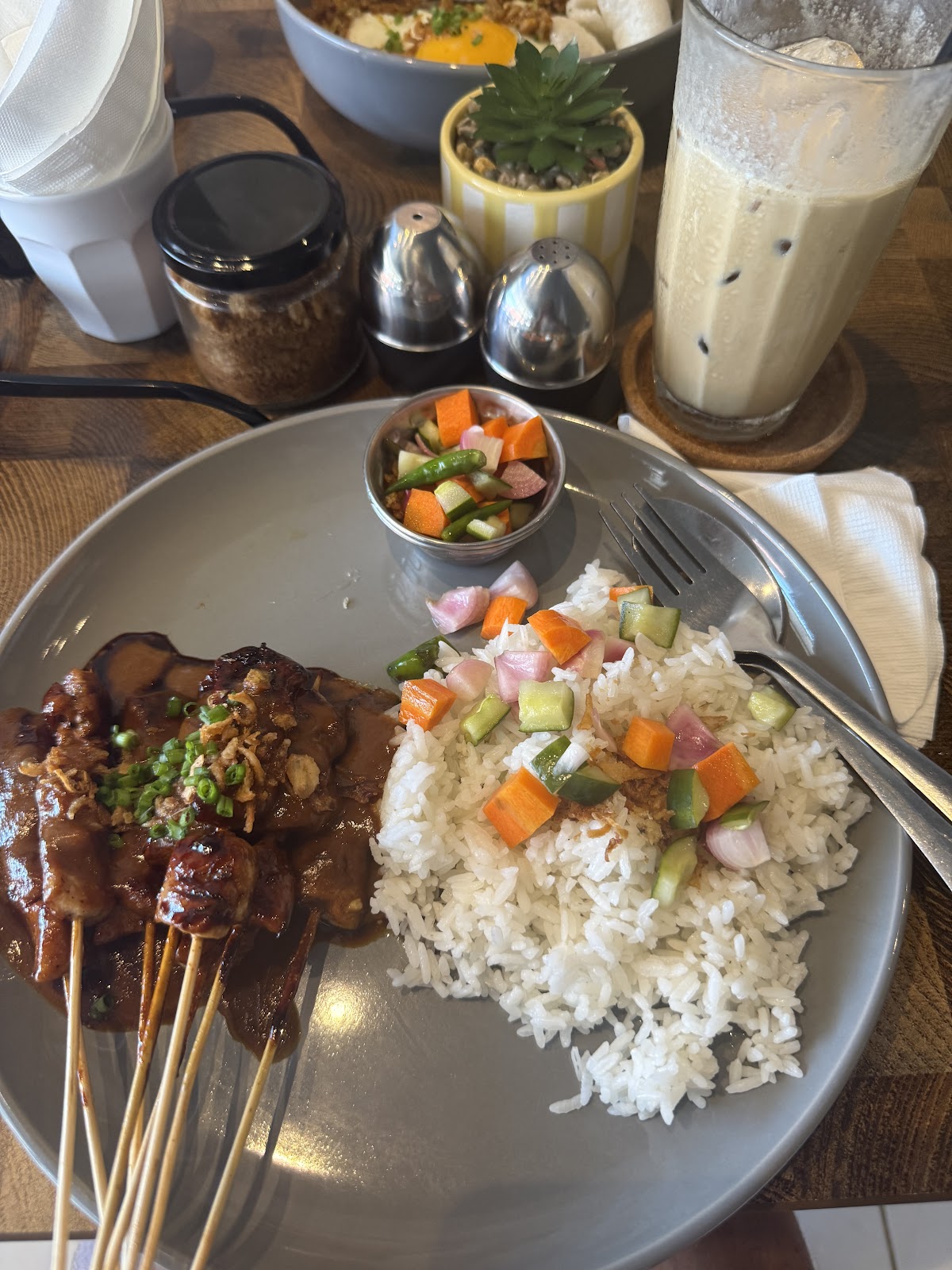 Machinery Coffee & Eatery at Kuta Beach