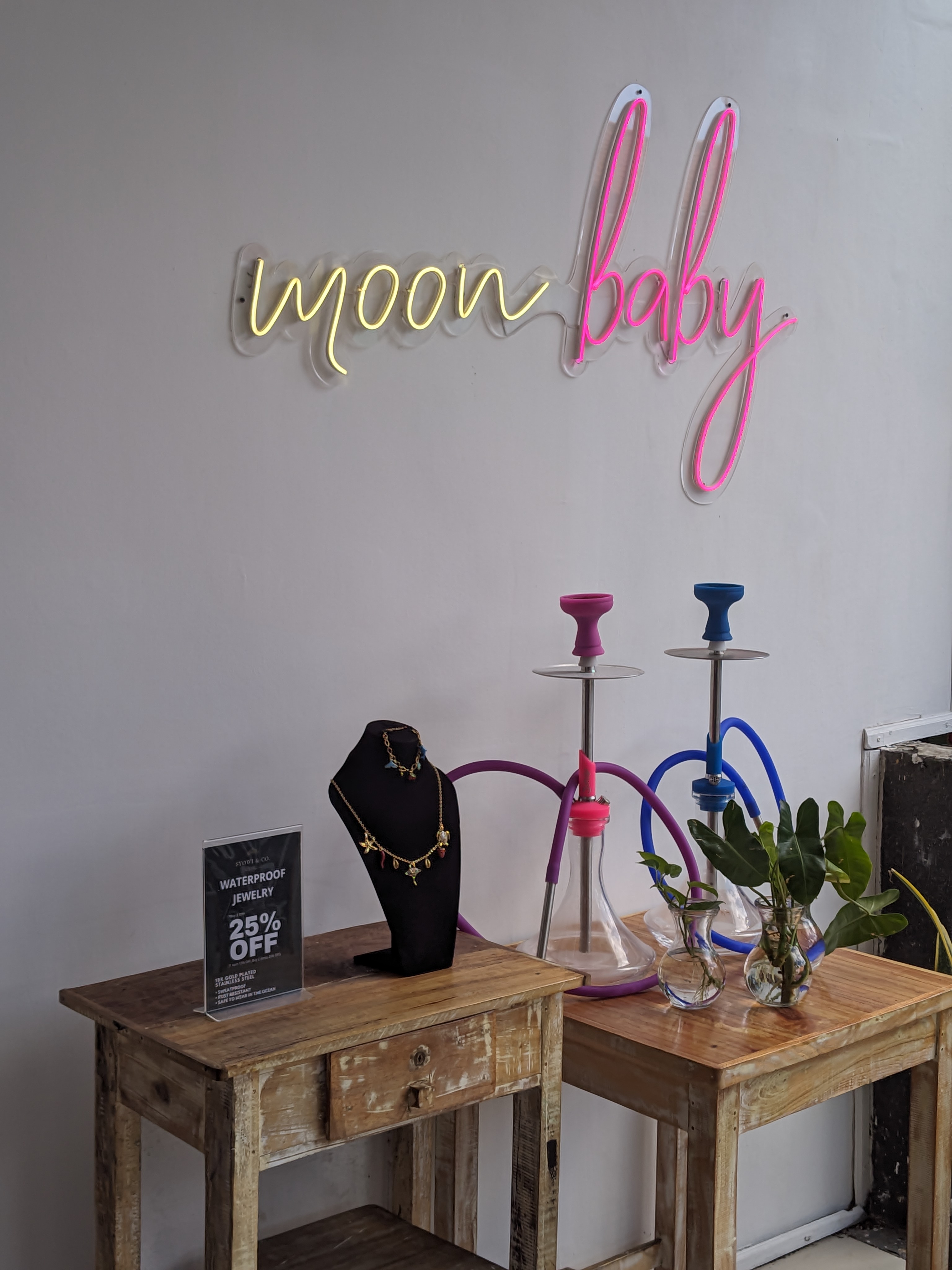 MOON BABY x SYOWI | Shisha Lounge & Custom Jewelery