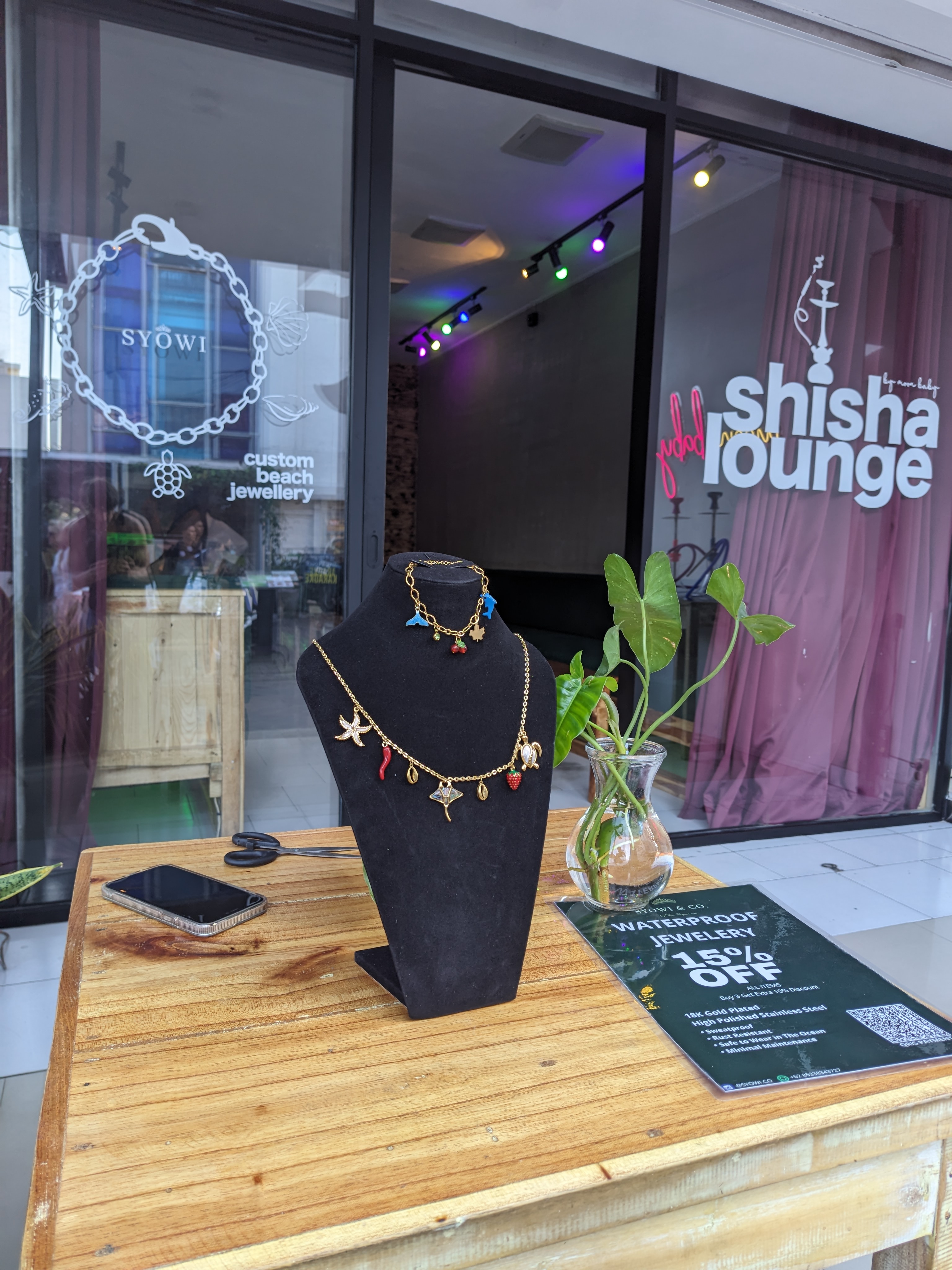 MOON BABY x SYOWI | Shisha Lounge & Custom Jewelery