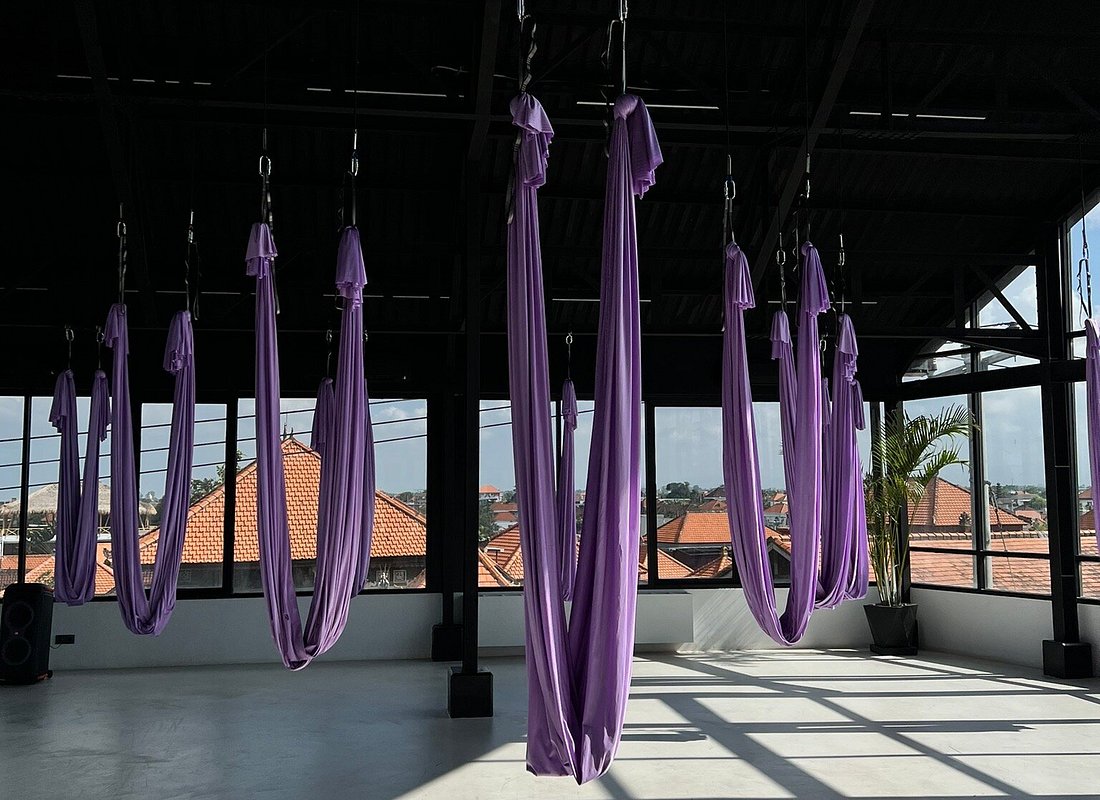TOPGYM Batu Bolong