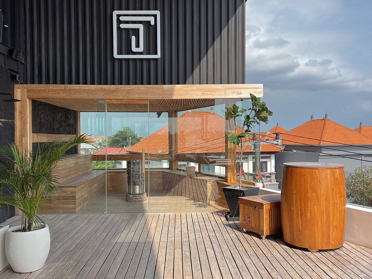 TOPGYM Batu Bolong