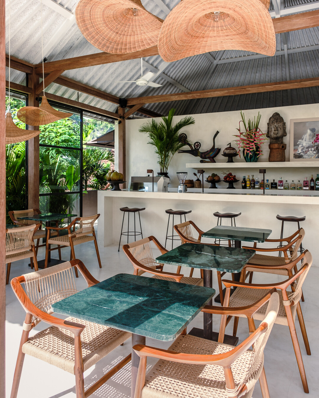Mamoo Ubud Cafe Restaurant