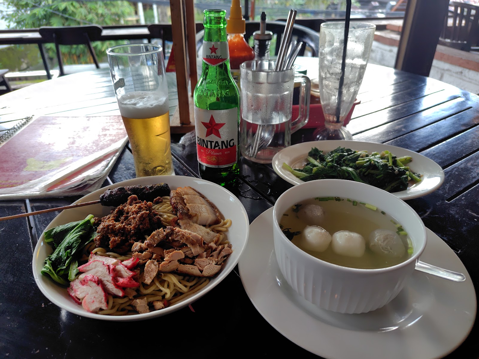 Lucky 8 Roast Pork Noodle Ubud bakmi babi
