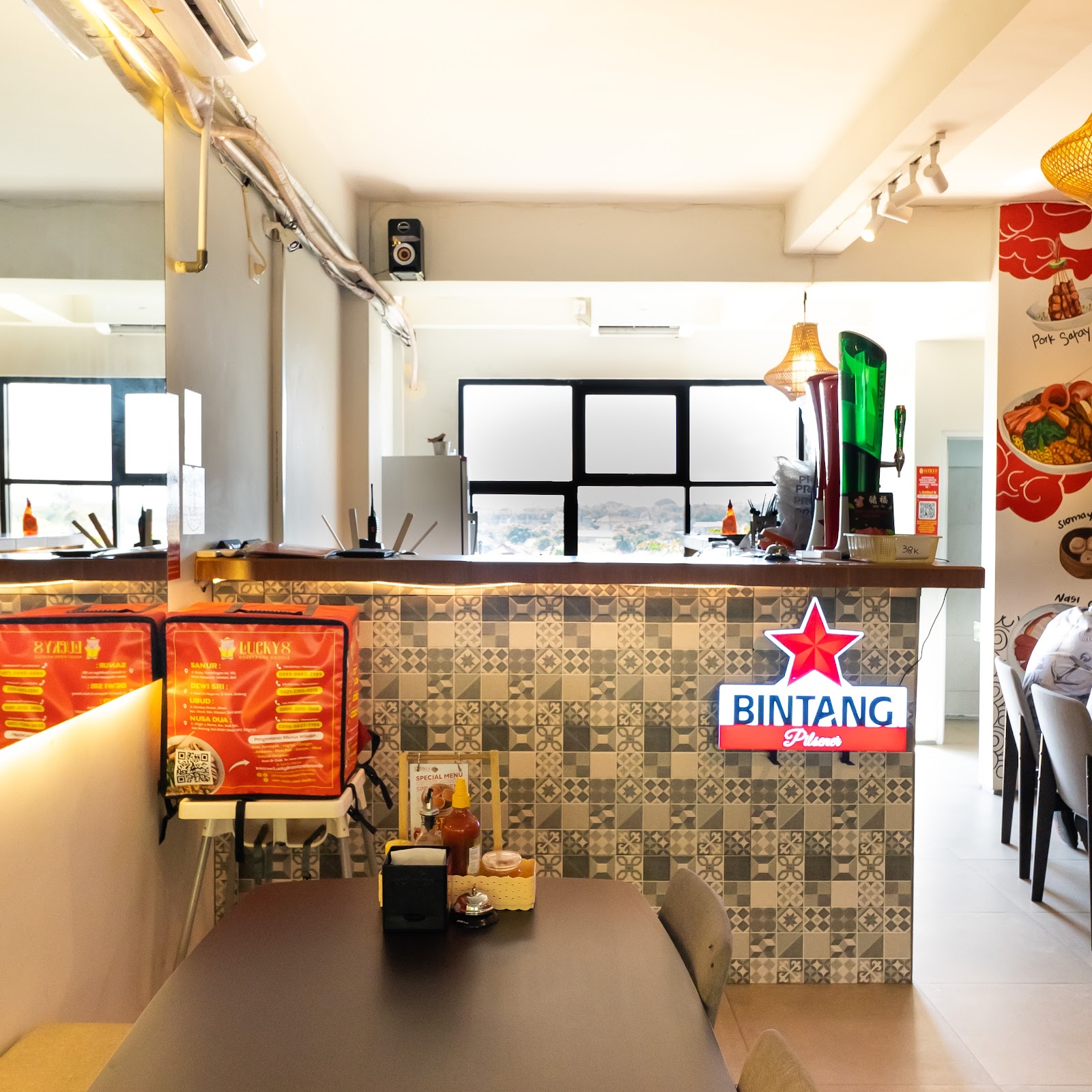 Lucky 8 Roast Pork Noodle Ubud bakmi babi