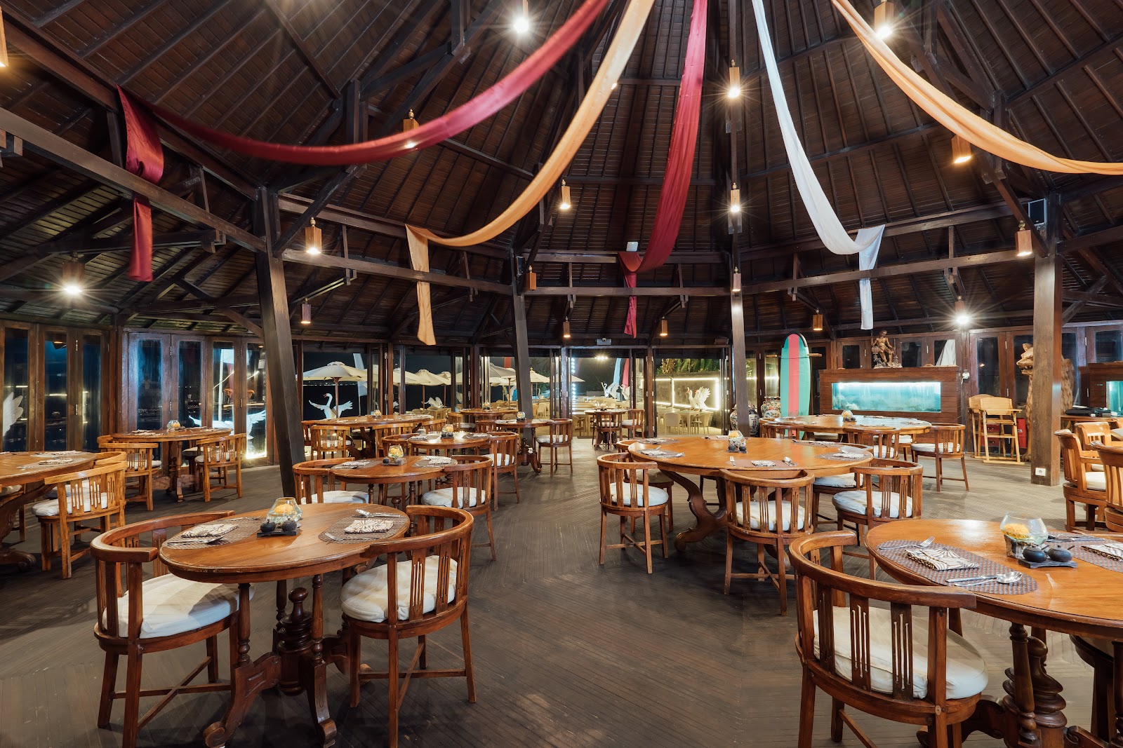 Swan Restaurant Keramas