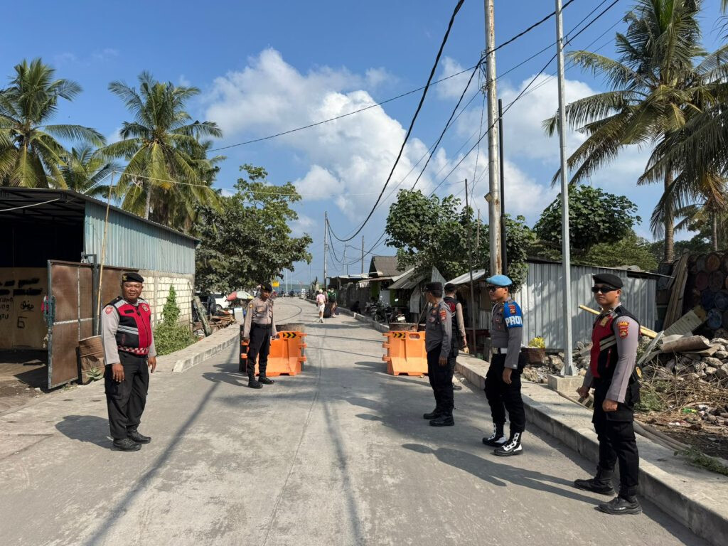 На Нуса-Пениде началась борьба с пробками