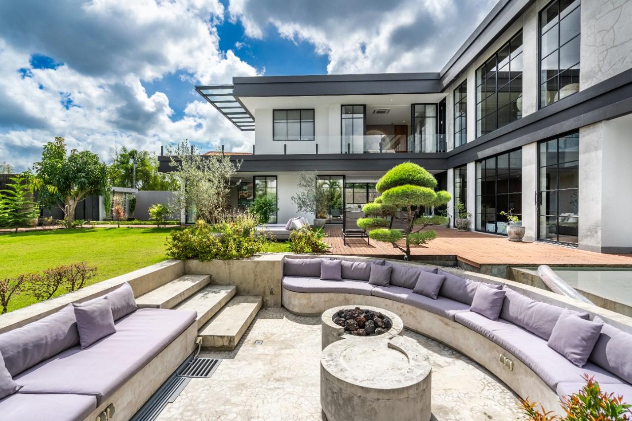 Вилла для большой компании Далунг 640м² 4 и более спален