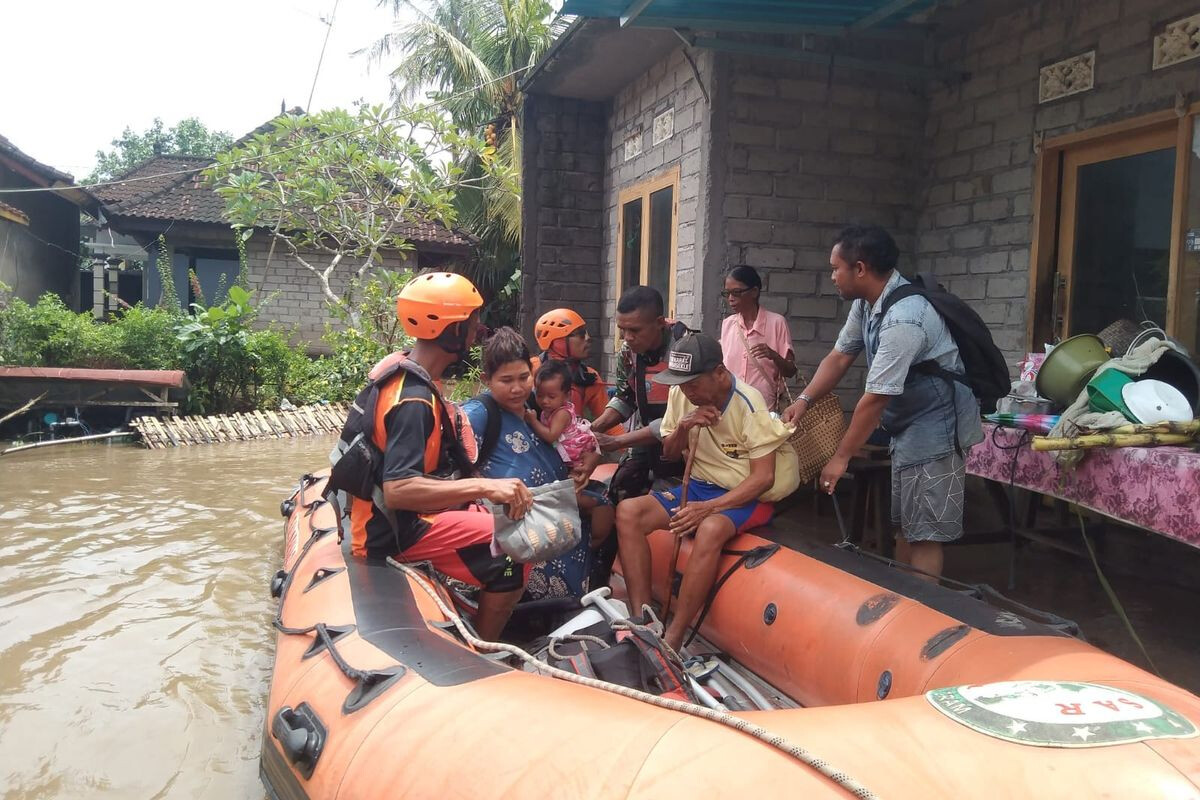 Последствия наводнений на Бали: погибли 9 человек, объявлен режим ЧС