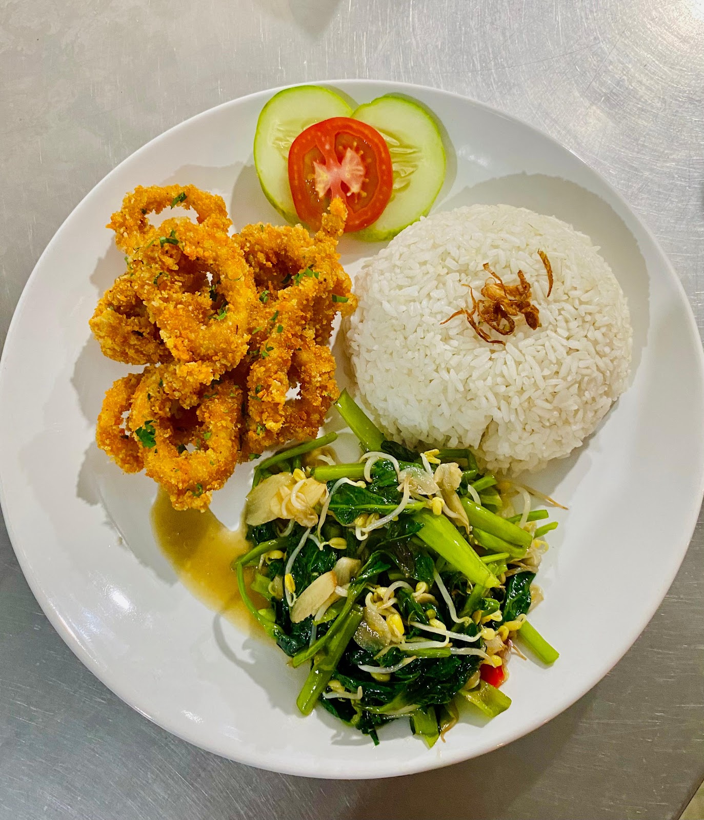 Fish Tails Warung