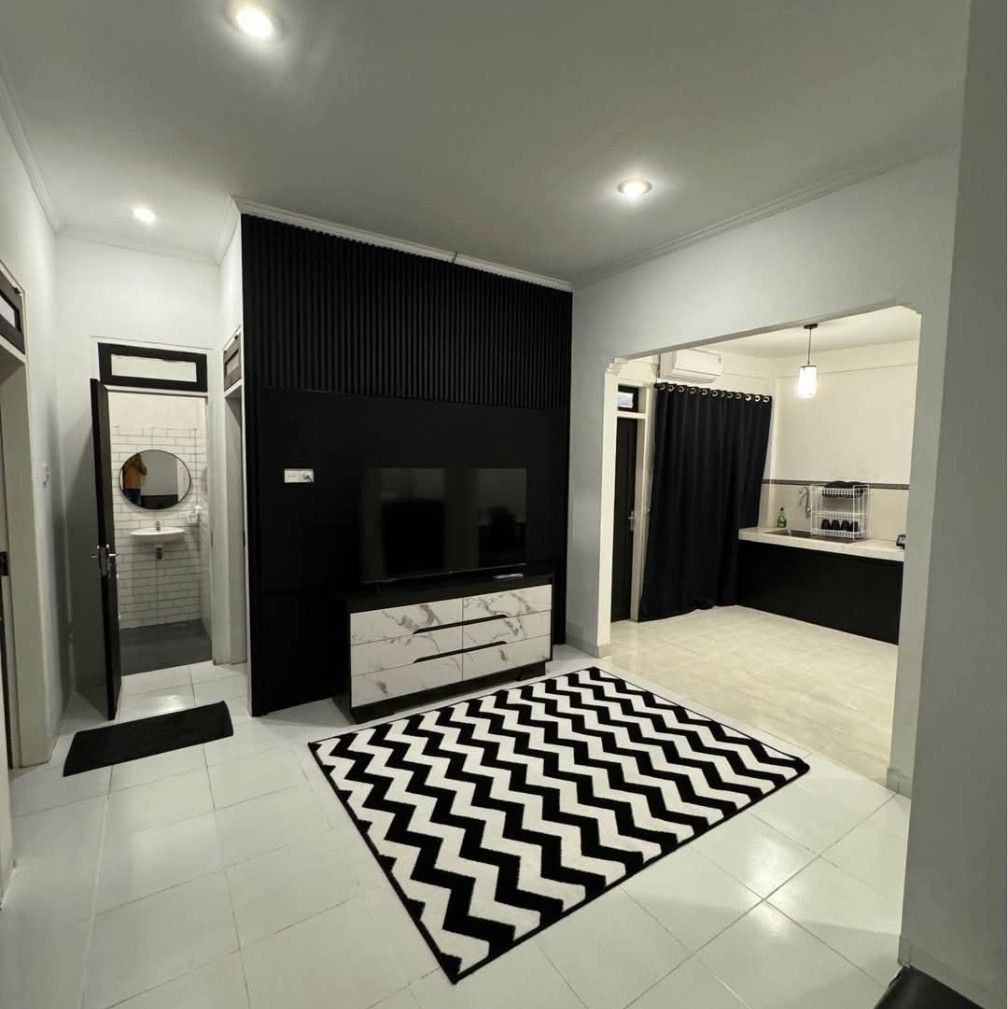 Вилла с двором и мини-садом Беноа (нуса дуа) 2 спальни