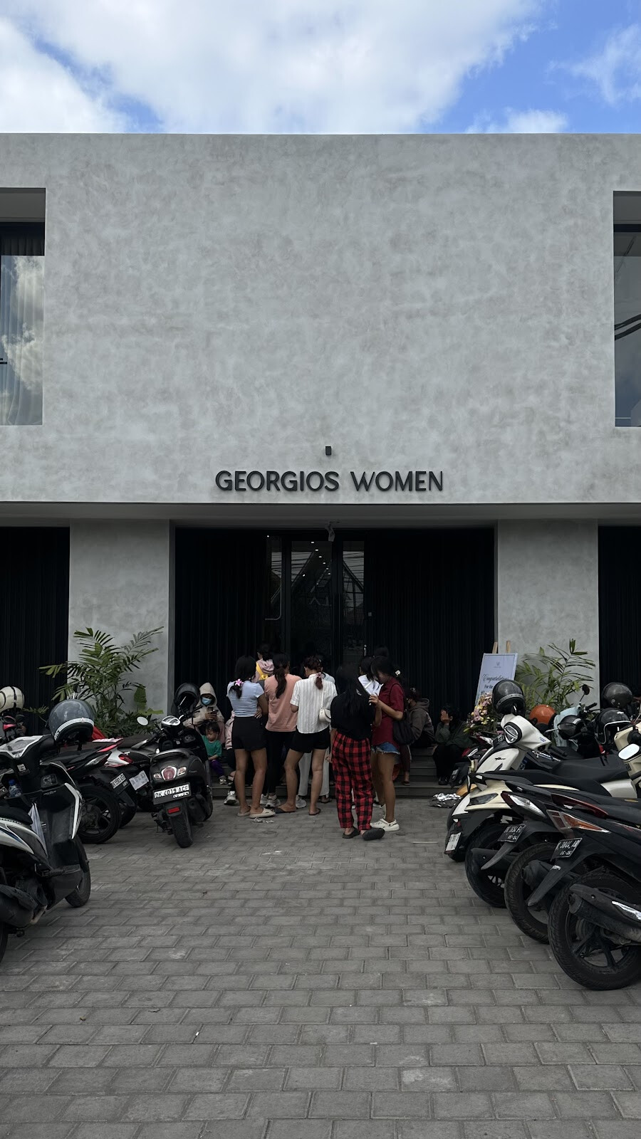 Georgios Women