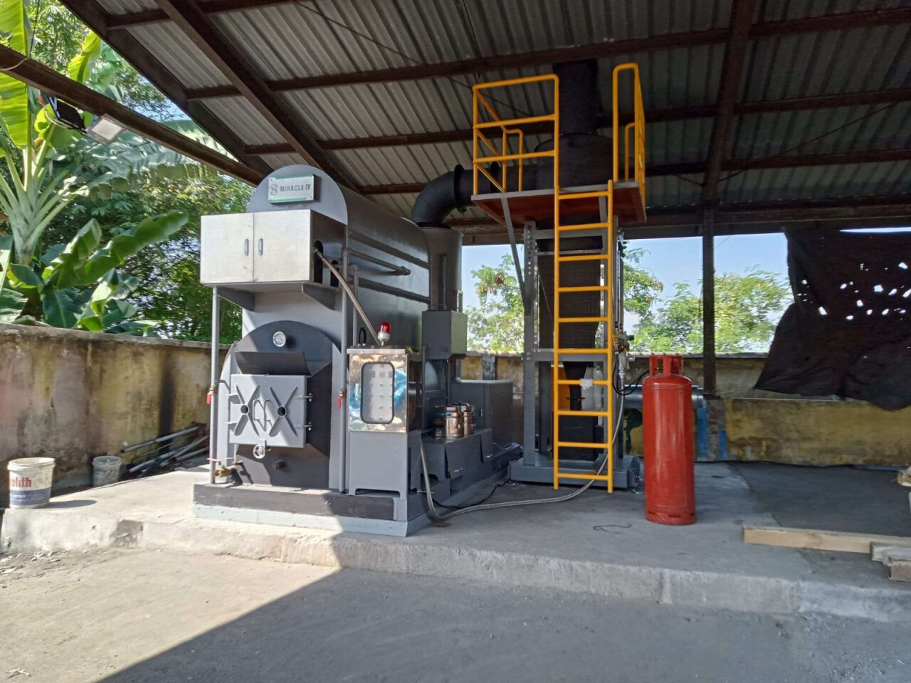 На Бали запретили сжигать мусор в специальных печах