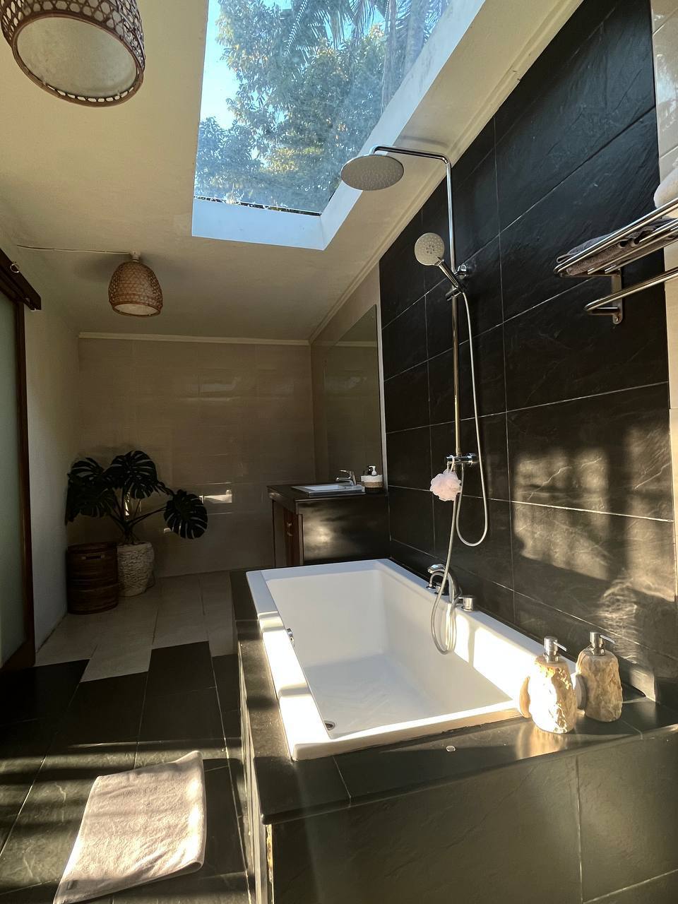 Вилла просторная Убуд 2 спальни