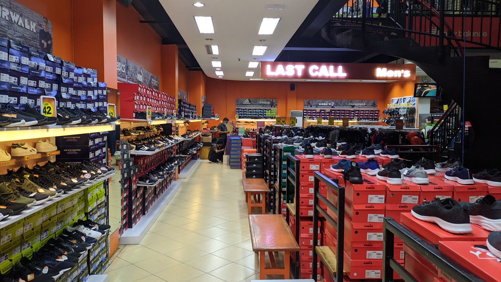 World Brand Factory outlet