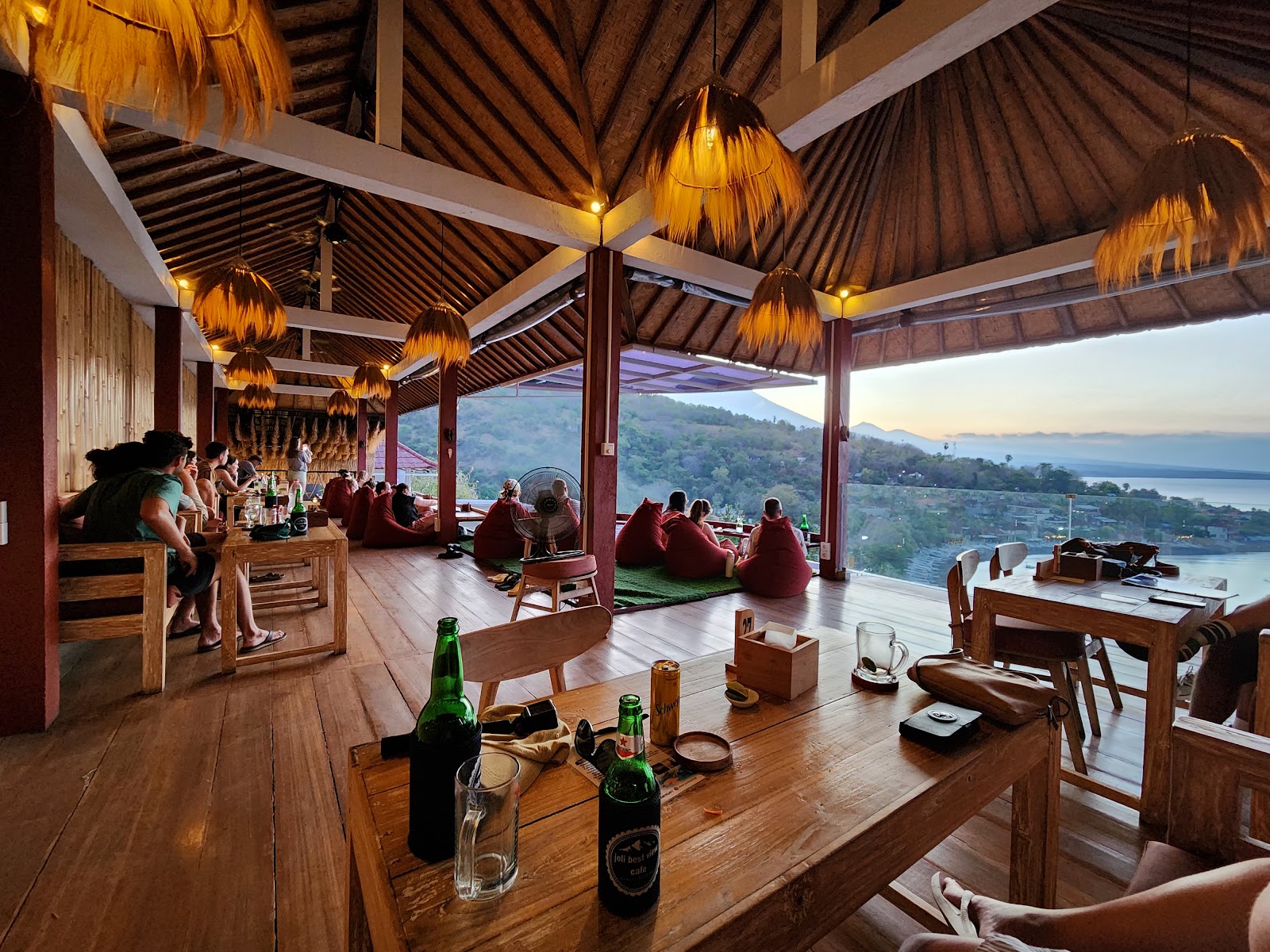 Joli Best View Cafe