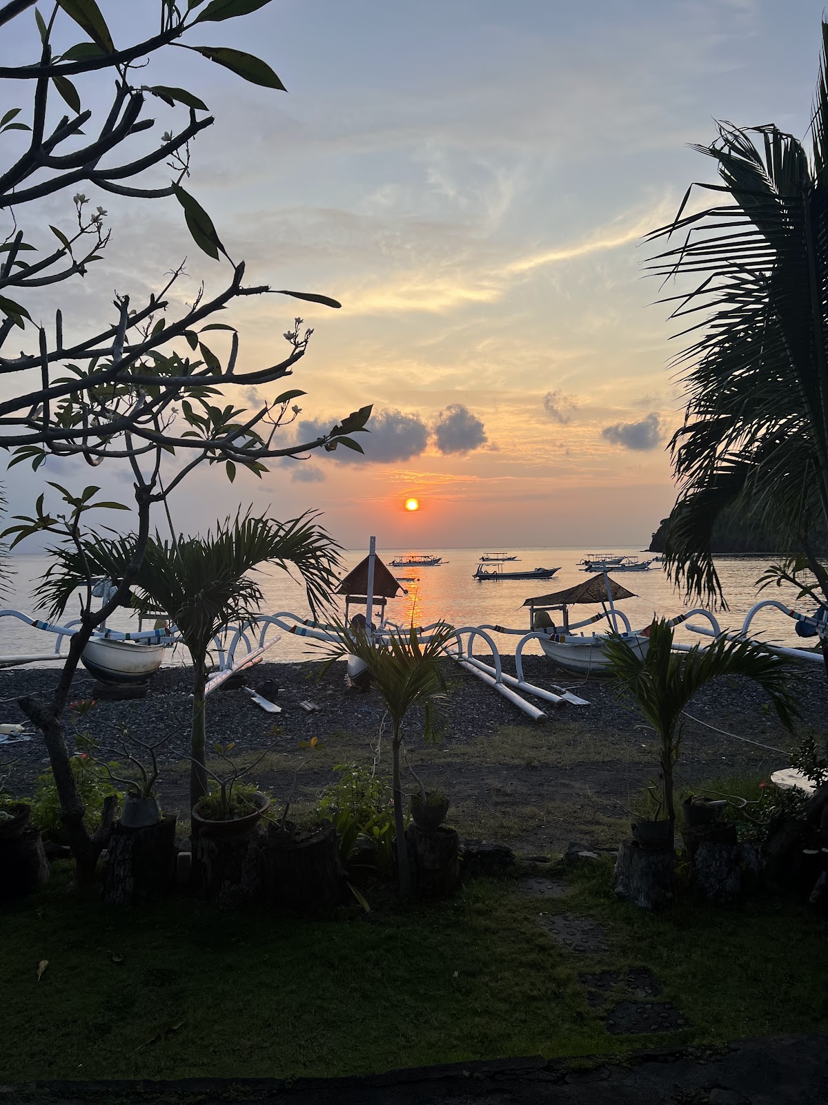 Teman Teman Cafe & Bungalows