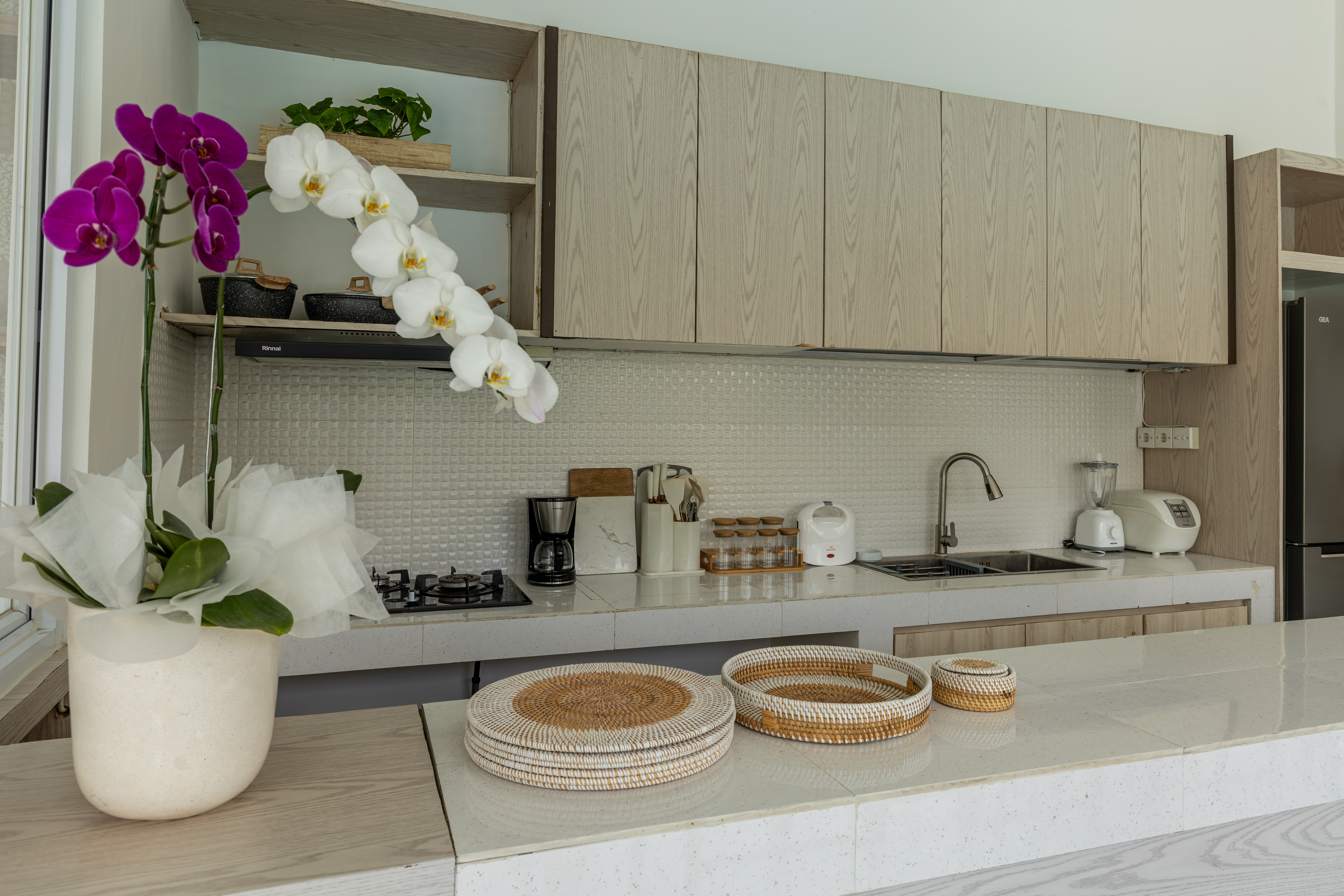 Вилла : люкс с частным бассейном Джимбаран 300м² 4 и более спален