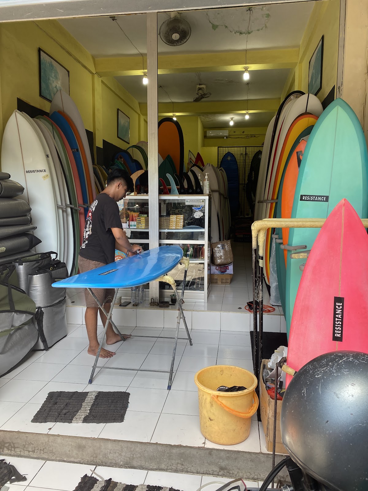 Sunny Surf Shop