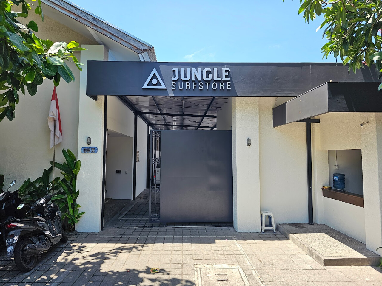 Jungle Surf