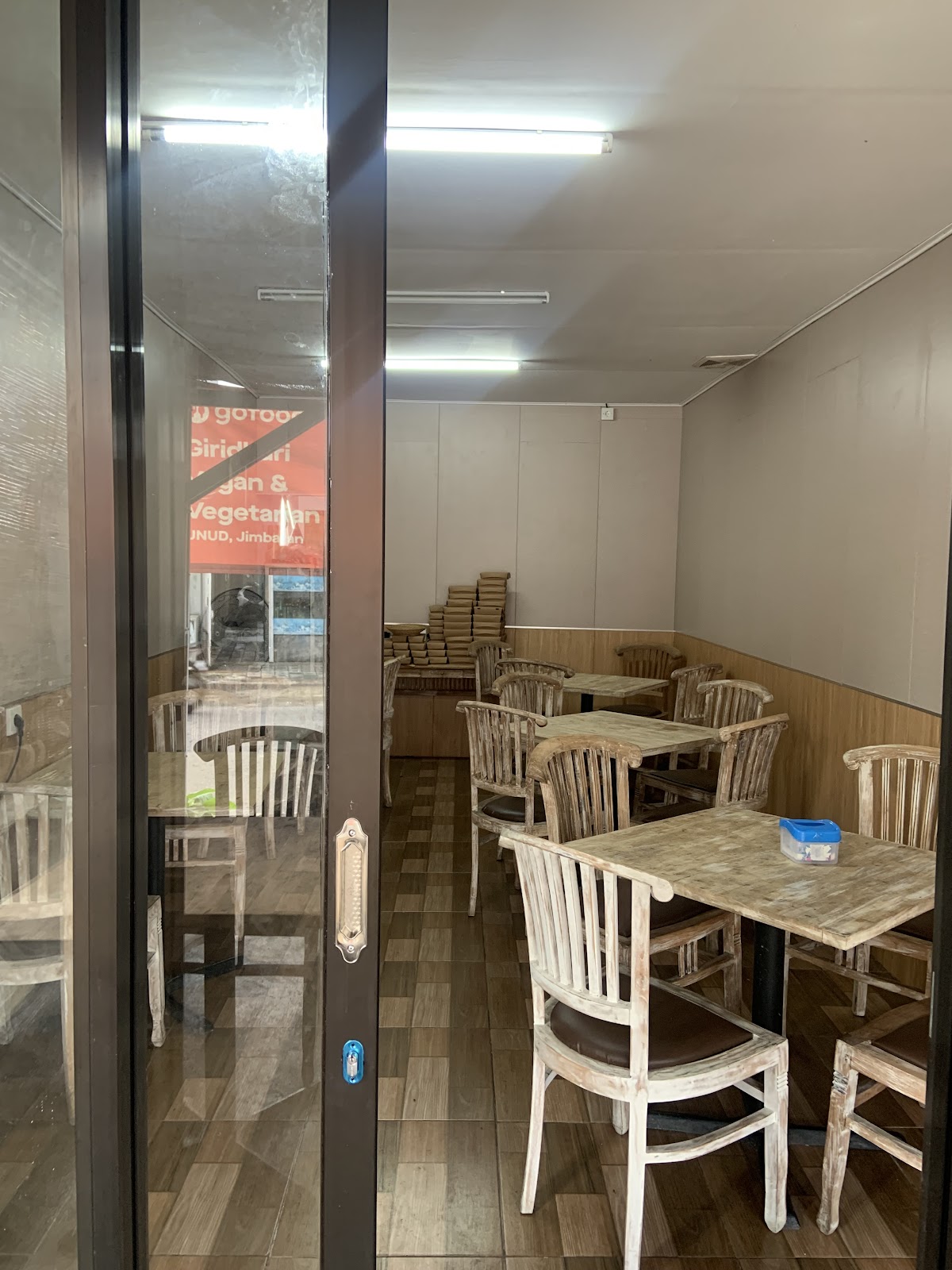 Giridhari Vegan & Vegetarian