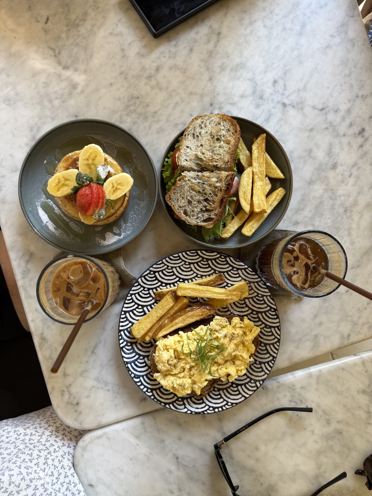 INDIES Cafe -Open From 8am