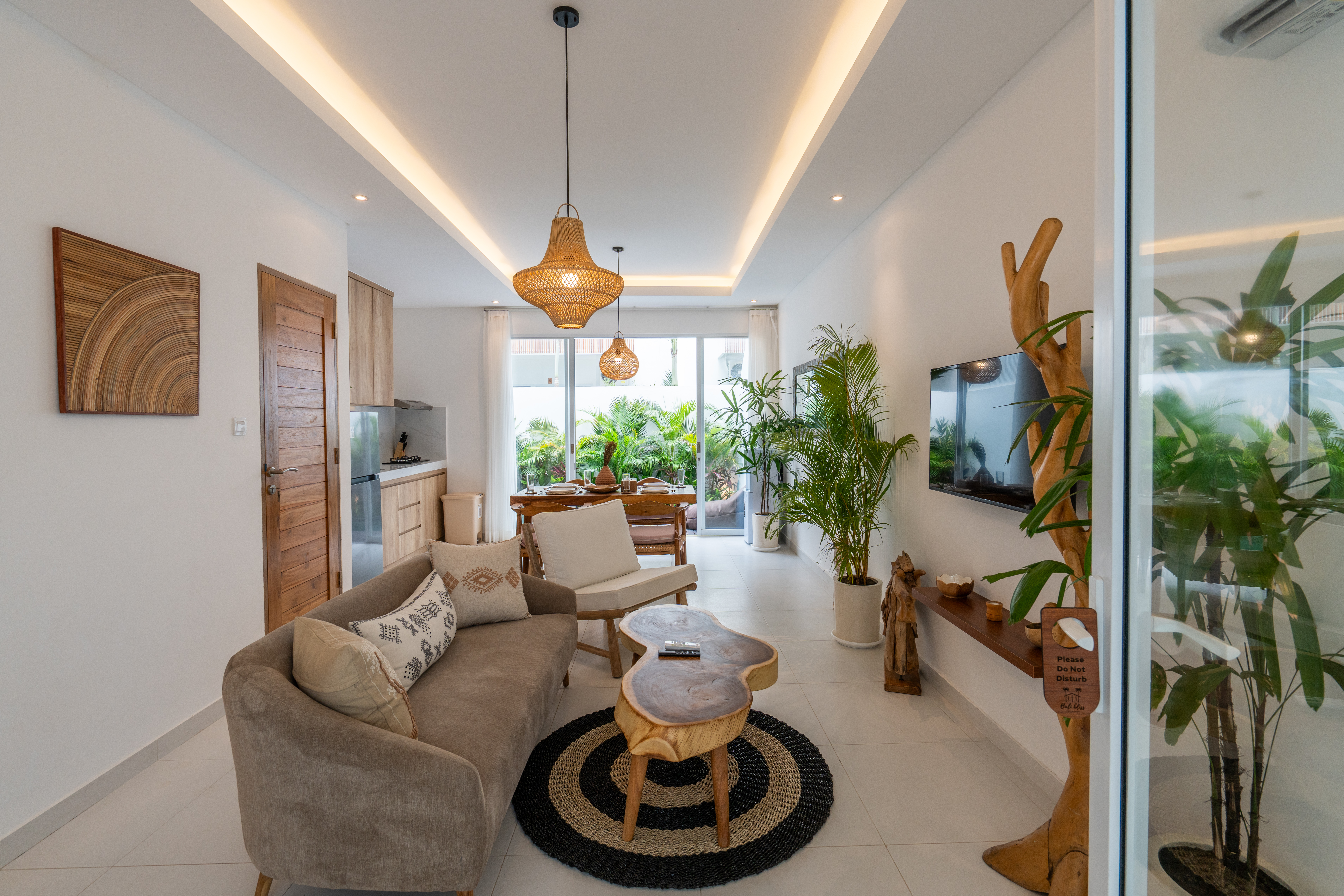 Таунхаус sunrise bliss Тибубененг 80м² 2 спальни