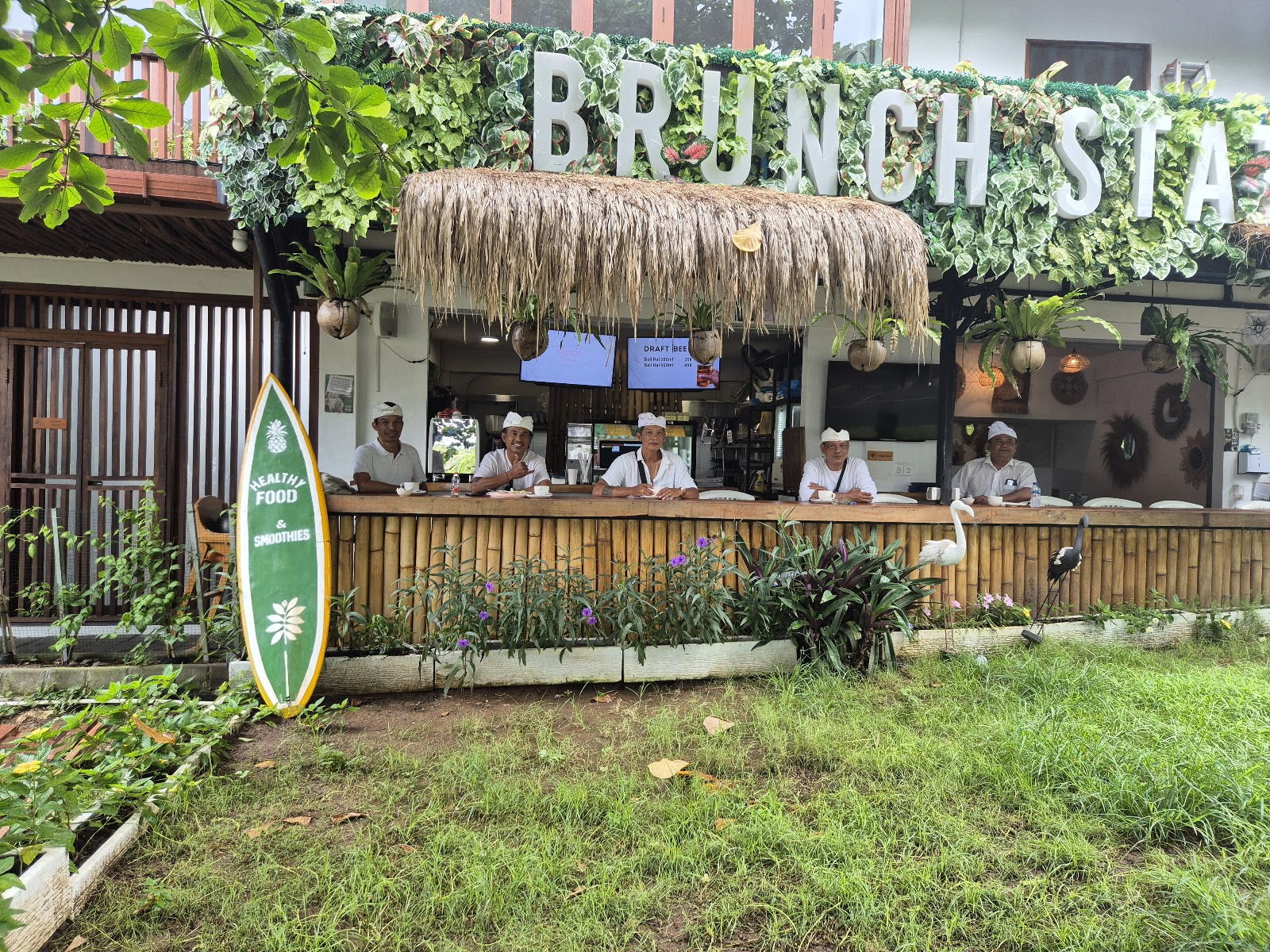 Brunch Station Uluwatu - Cafe & Restaurant