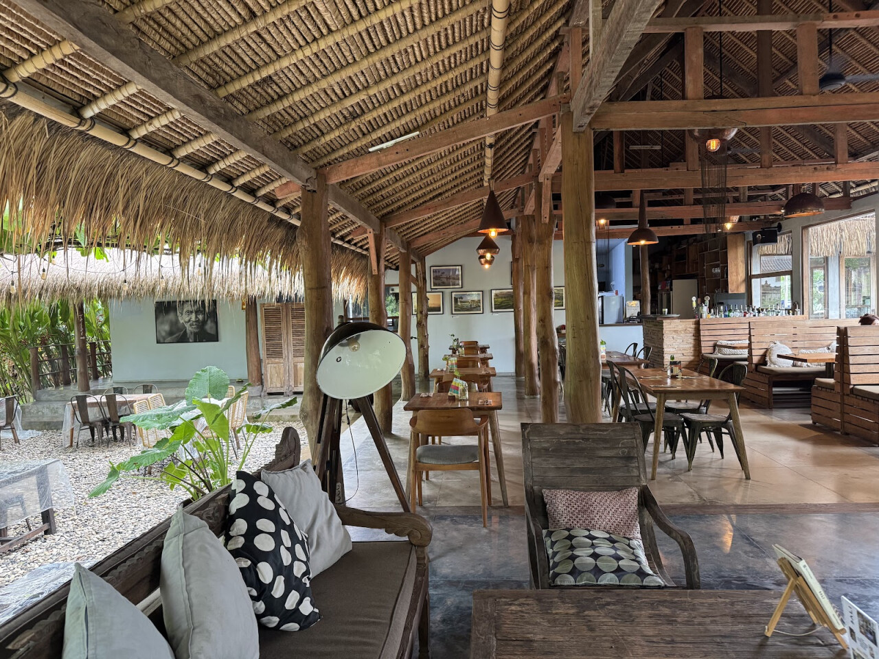 Blueseed restaurant