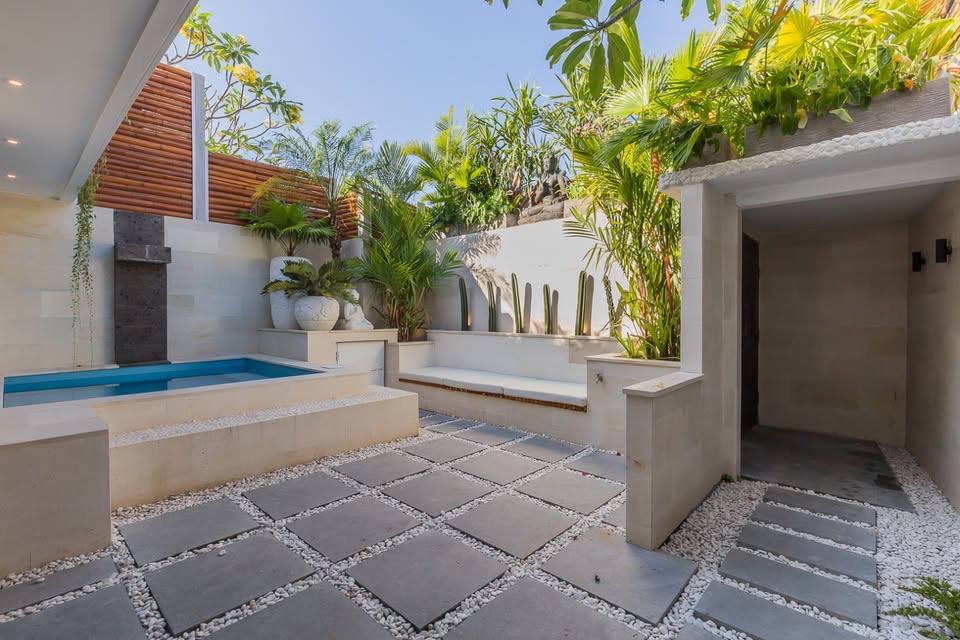 Вилла в керобокане, бали Чангу 2 спальни