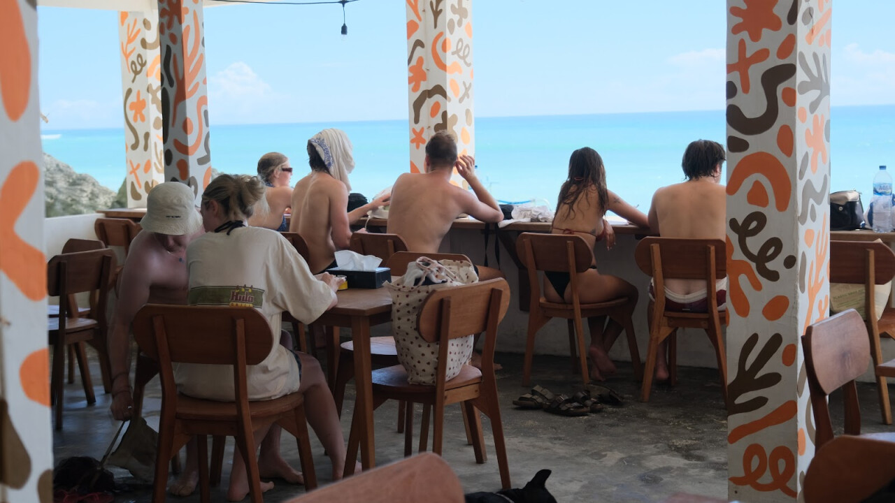 Sunset Bay - Beach Bar / Restaurant