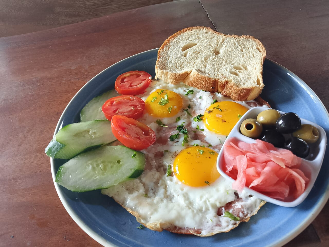 Crazy Bule Bistro
