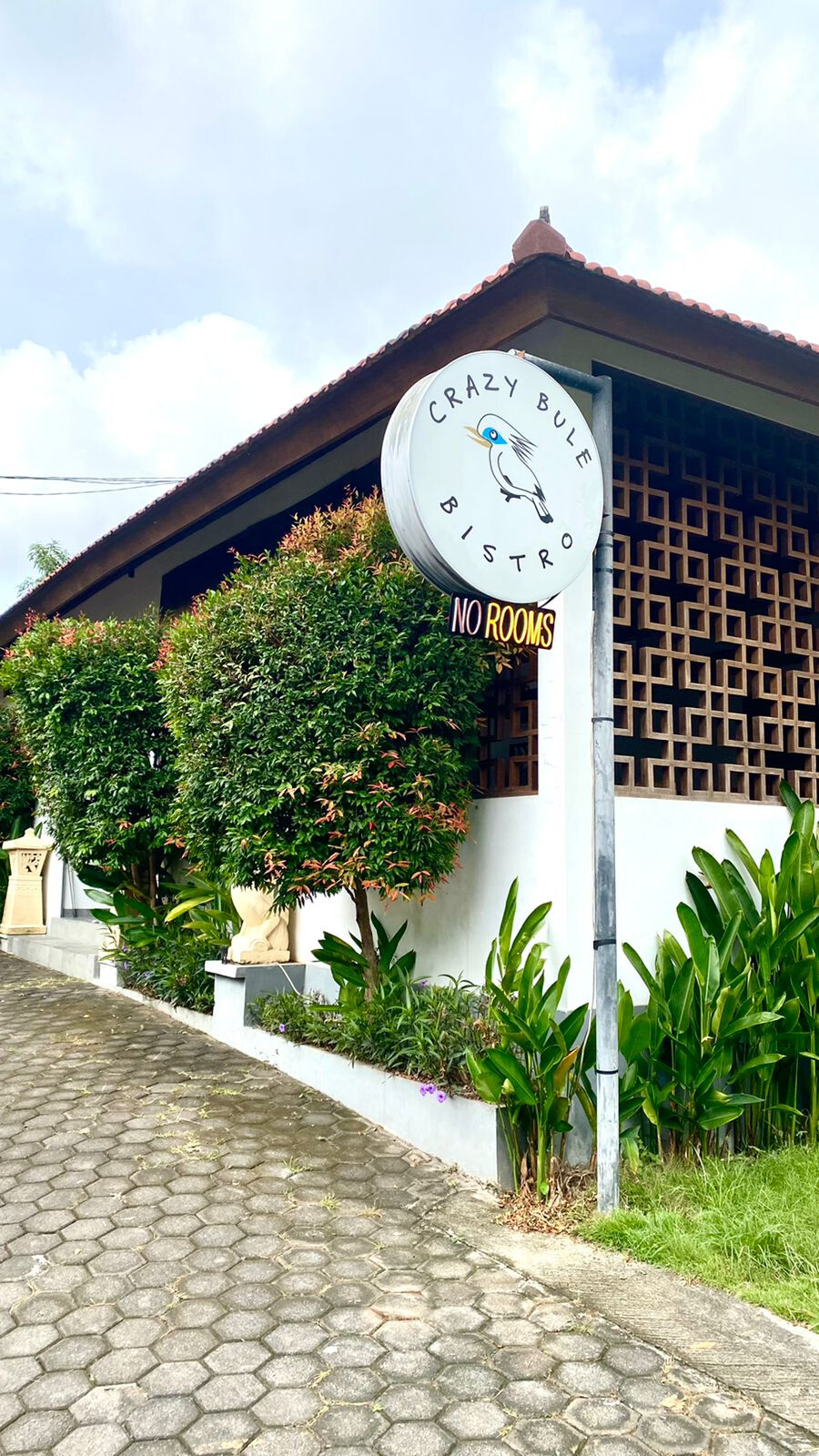 Crazy Bule Bistro