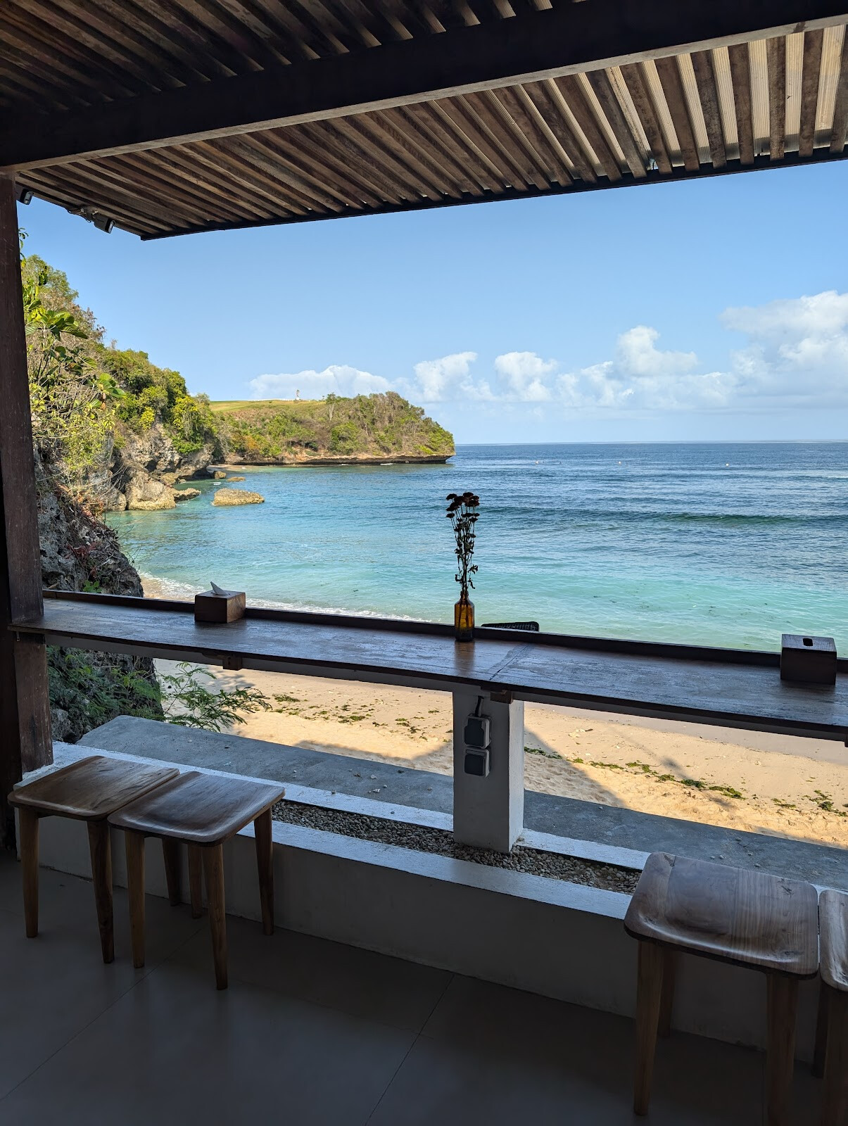 JIMMY BEACH CAFE