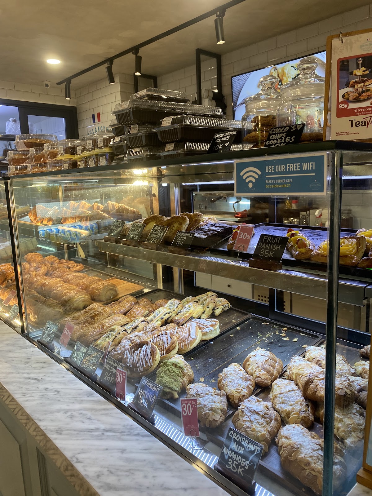 Baker's Corner Cafe Sidewalk Jimbaran