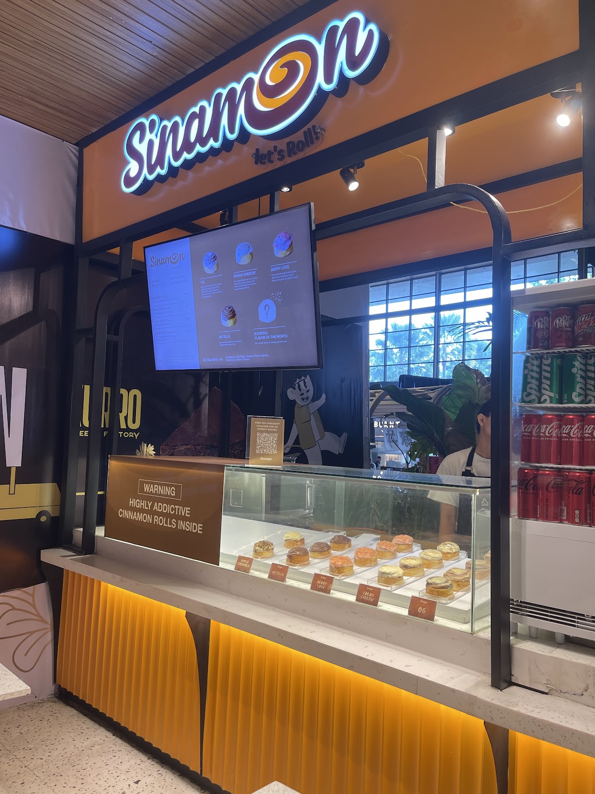 Sinamon Bali - Sidewalk Jimbaran