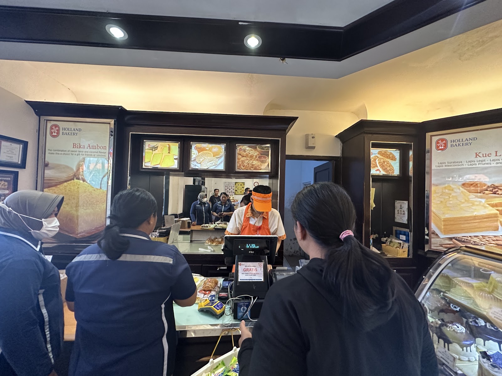 Holland Bakery Tuban Kuta