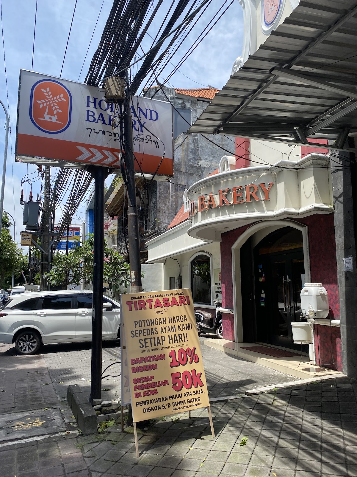 Holland Bakery Tuban Kuta