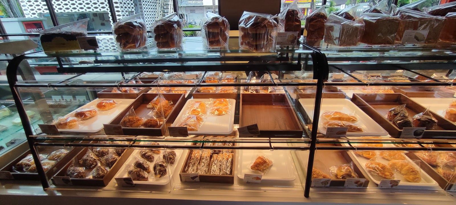 MAKO BAKERY & CAKE Nusa Dua Square