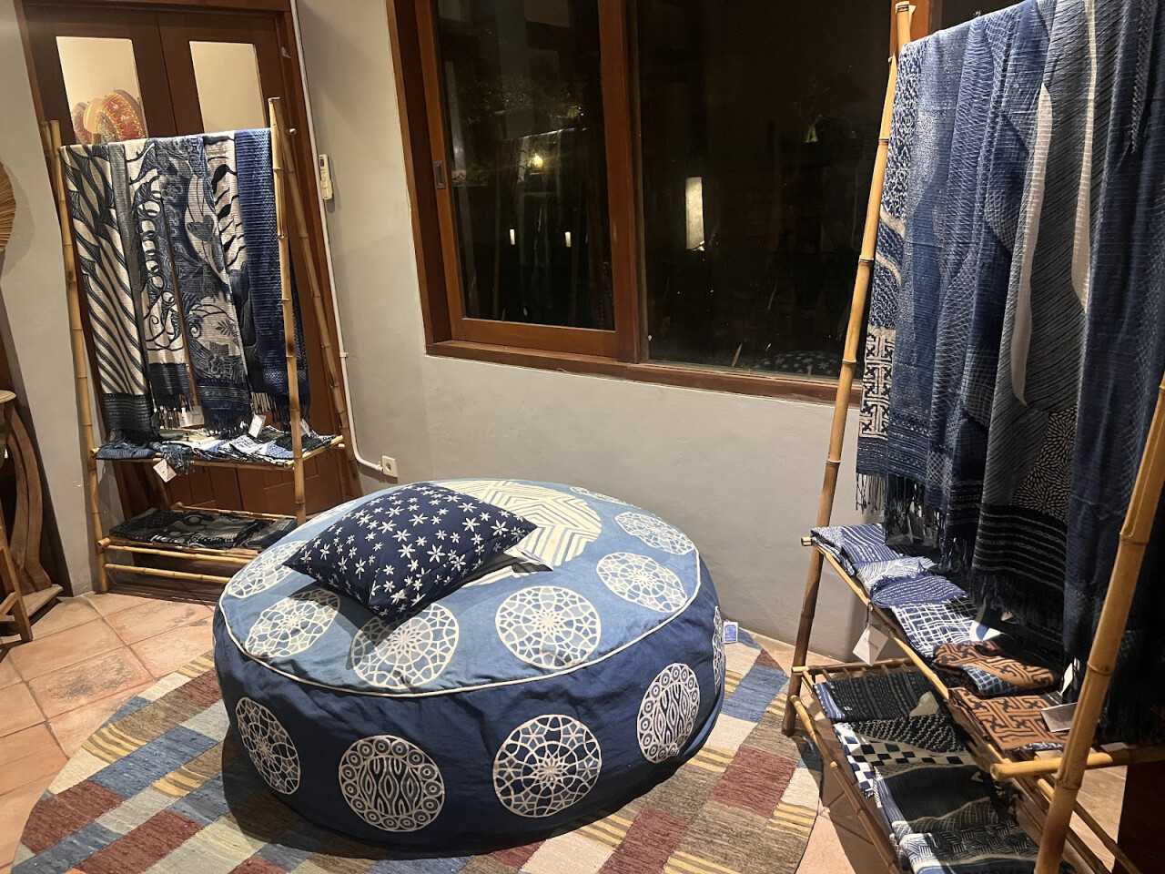 Ikat Batik