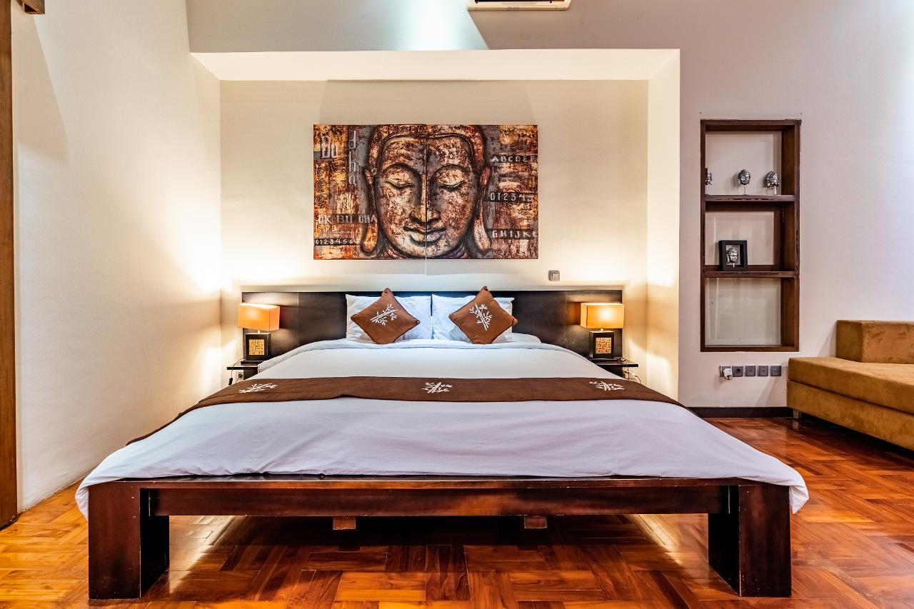 Вилла в нескольких минутах от пляжа Санур 400м² 4 и более спален