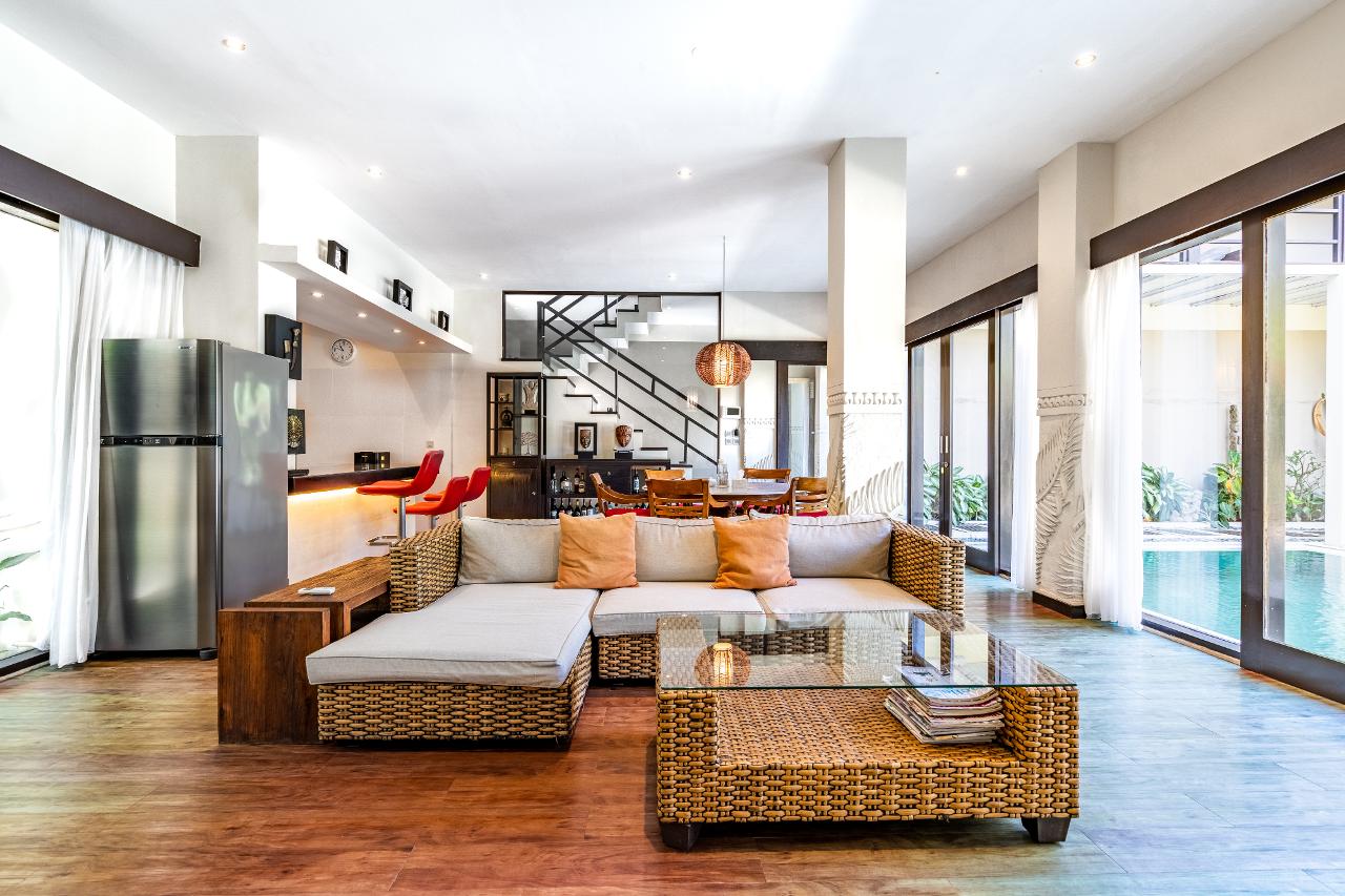 Вилла в нескольких минутах от пляжа Санур 400м² 4 и более спален