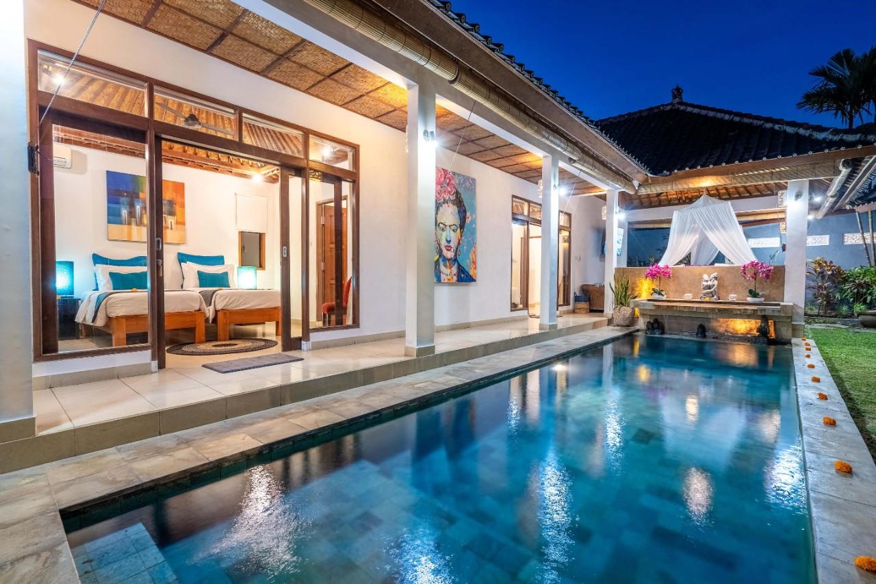 Вилла в 5 минутах от центра Ubud 250м² 2 спальни