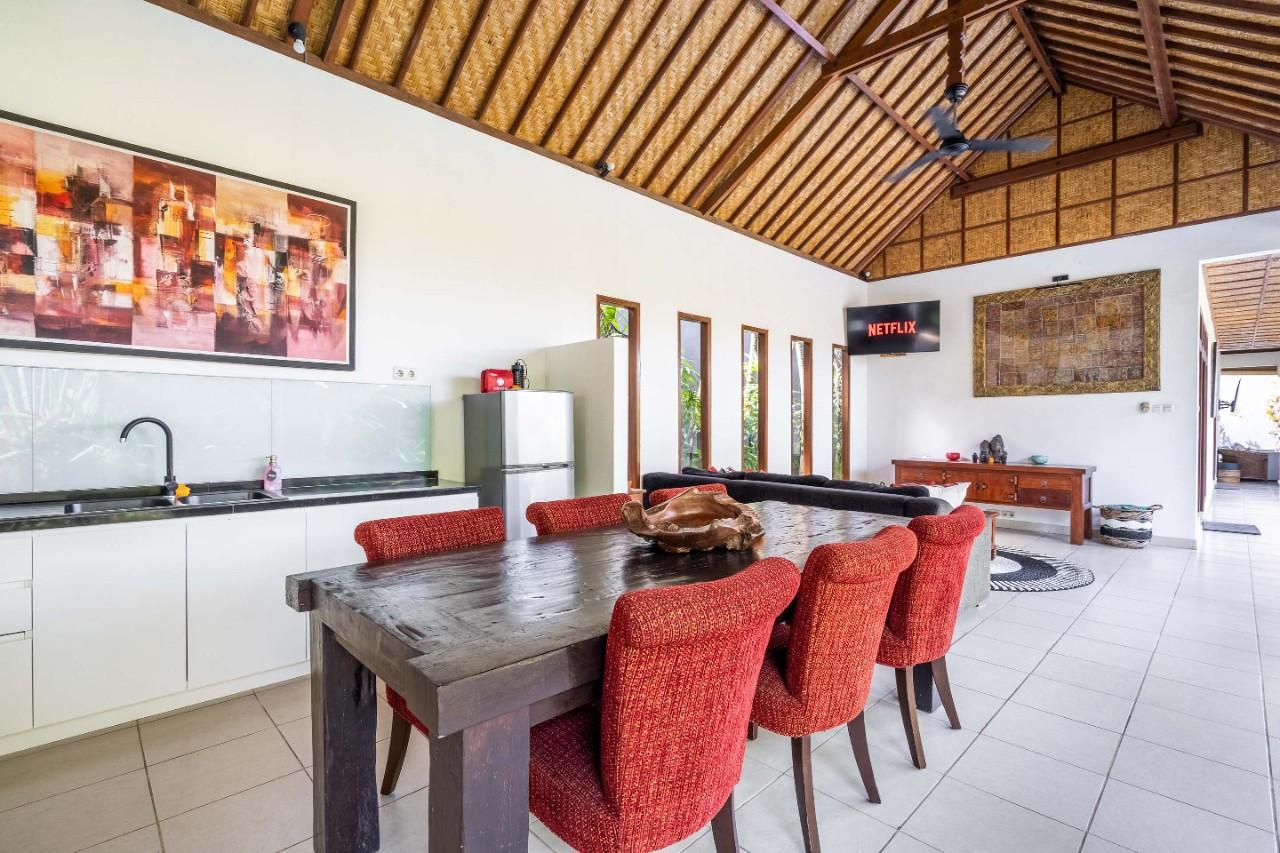 Вилла в 5 минутах от центра Ubud 250м² 2 спальни